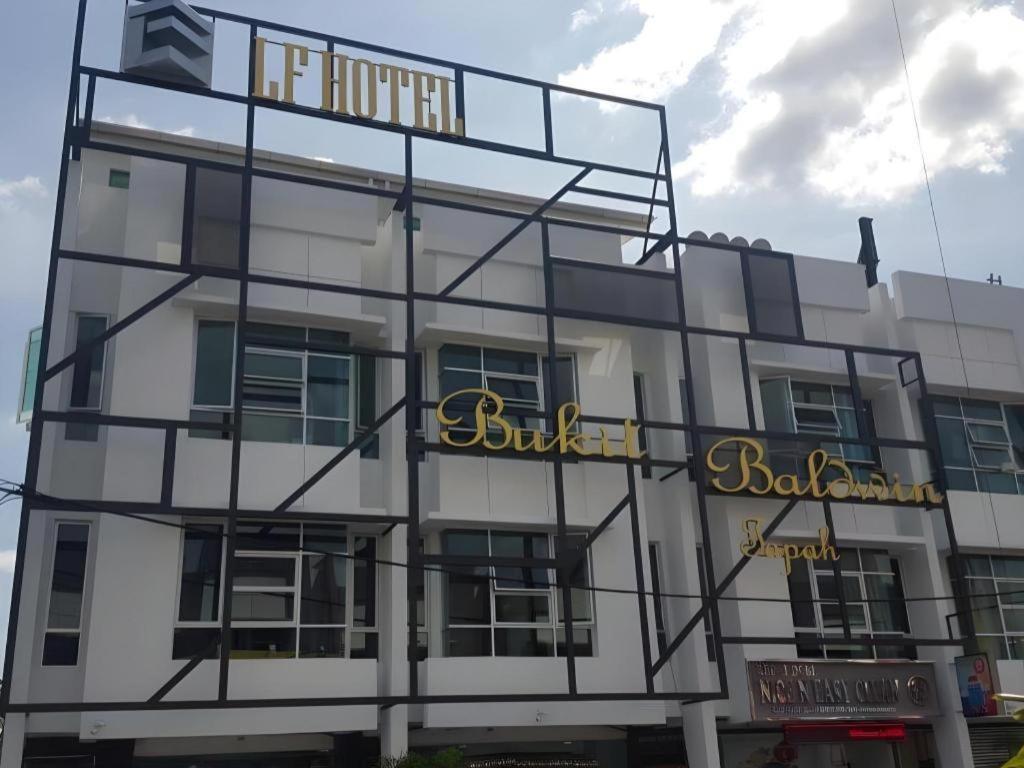 Lf Hotel Tapah Exteriör bild