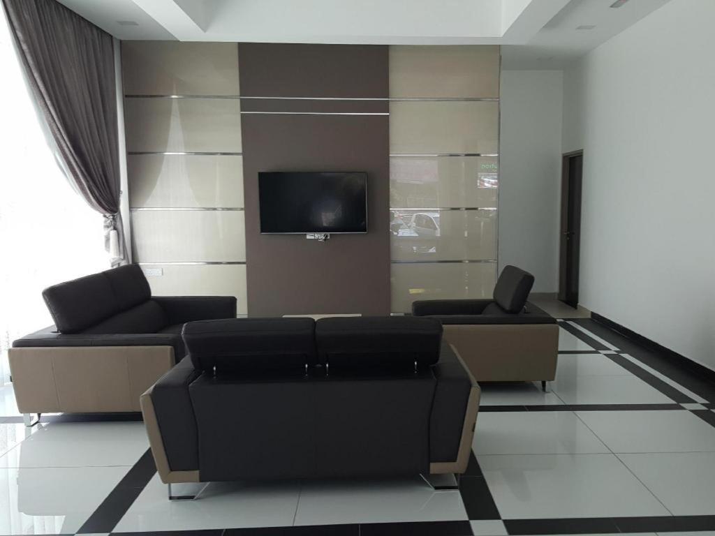 Lf Hotel Tapah Exteriör bild